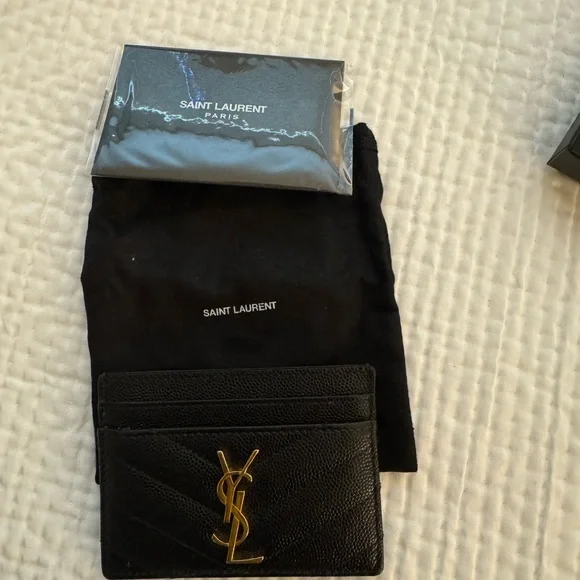 SAINT LAURENT Cassandre Matelasse Card Case - Picture 4 of 6